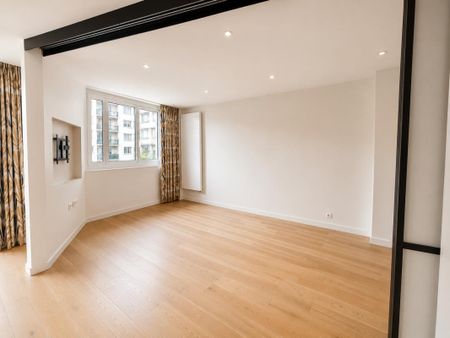 Location Appartement 2 pièces 80m² PARIS 17ème - Photo 2