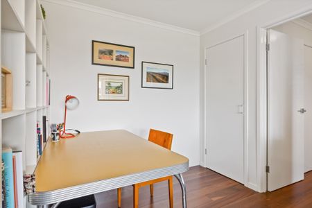 One bedroom in The Avenue! - Photo 5