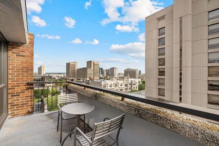 25 Cartier Street, Centretown, Ottawa, ON - Photo 2