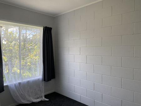 Unit 3, 9 Alston Avenue, Kelston, Auckland - Photo 3