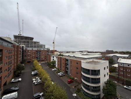 2 bedroom apartment to rent - Photo 2