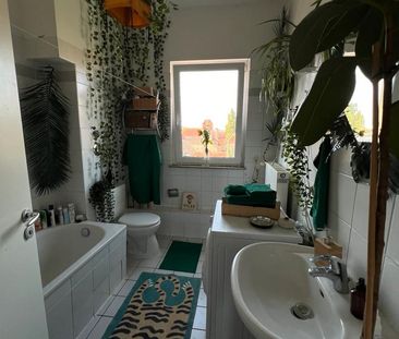 2 Zimmer Dachgeschosswohnung unbefristet - Foto 1