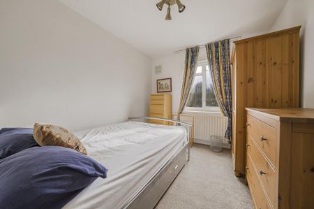 3 bedroom apartment to rent - Photo 4