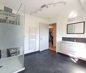 Dans une maison de maître, 3.5 pièces avec cachet - Photo 2