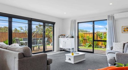 Modern Family Living in a Quiet Cul-de-Sac - Photo 5