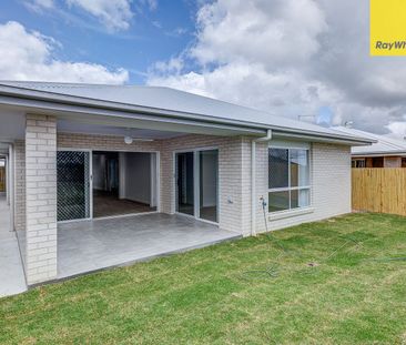 FOUR BEDROOM FAMILY HOME - Photo 5