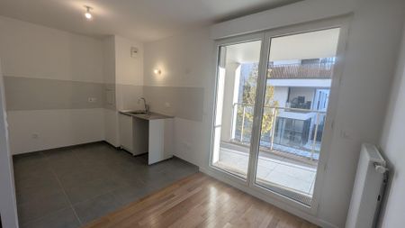 location Appartement T4 DE 81.98m² À CLICHY - Photo 5