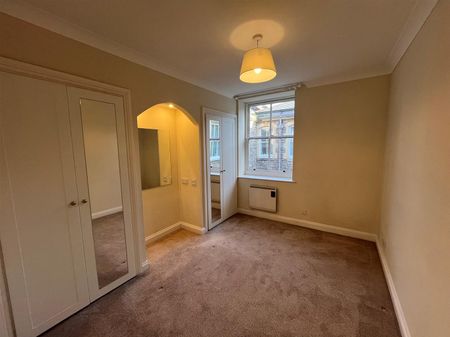 Boulevard, Weston-Super-Mare - Photo 2