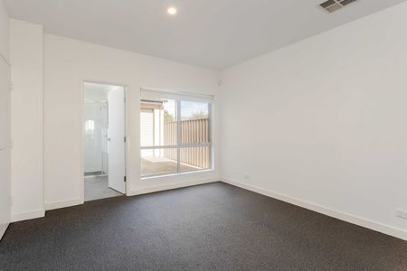56A Barker Avenue, Flinders Park SA 5025 - Townhouse For Rent | Domain - Photo 5