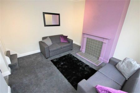 2 bedroom terraced house to rent - Photo 3