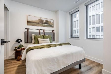 360 Laurier West - Photo 5