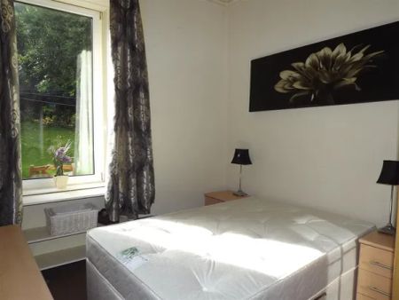 Royal Street, Gourock, - Photo 4