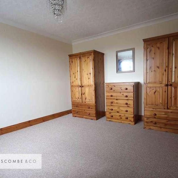 Mountside, Risca, NP11 - Photo 1