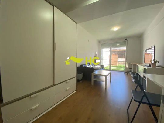 Apartamento de alquiler en Centro - Photo 1