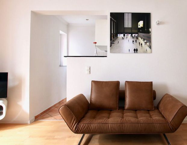 Stilvoll möbliertes Apartment im Herzen von Köln - Foto 1