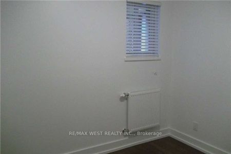 For Lease - 111 Lippincott Street Unit# Lower, Toronto, Ontario - Photo 2