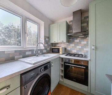 Studio to rent - Photo 4