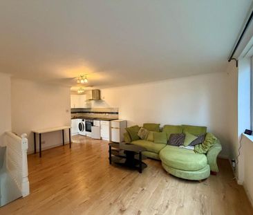 1 bedroom flat to rent - Photo 5