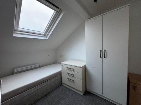 1 bed Shared House for Rent - Photo 5