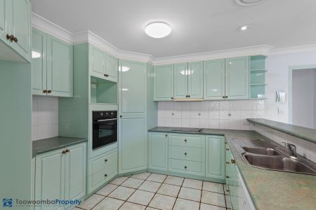 1 Emerald Court, 4350, Middle Ridge Qld - Photo 3