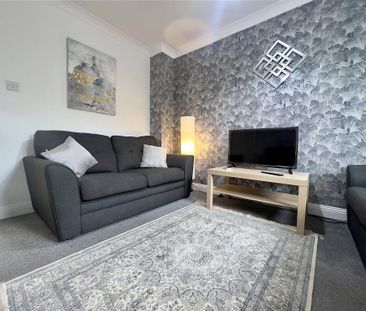 4 bedroom terraced house to rent - Photo 1