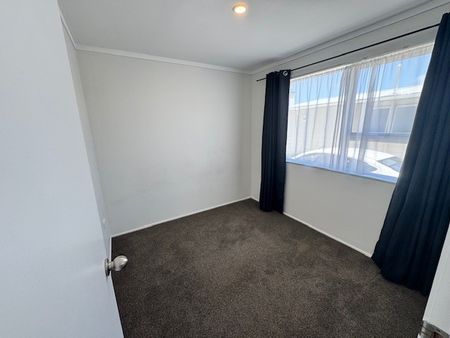 35B Tabitha Crescent, Henderson - Photo 5