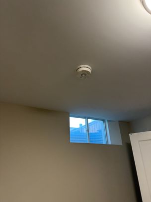 For Lease - 213 Danny Wheeler Boulevard, Georgina, Ontario - Photo 1