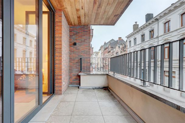 Prachtig appartement met 2 slaapkamers, terras en staanplaats - Foto 1