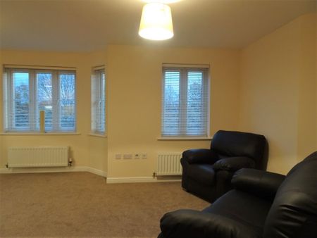 2 bedroom Apartment to rent - Photo 4