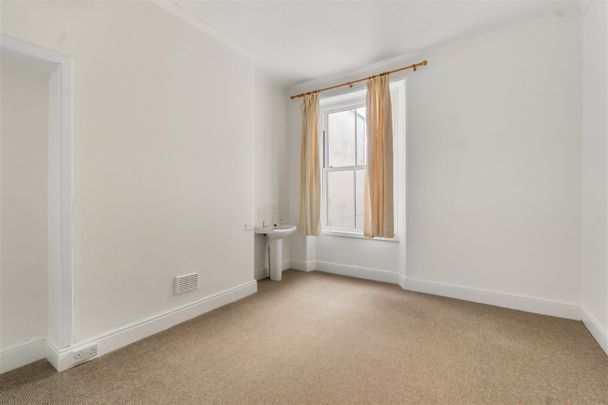 Northumberland Terrace, Plymouth - Photo 1