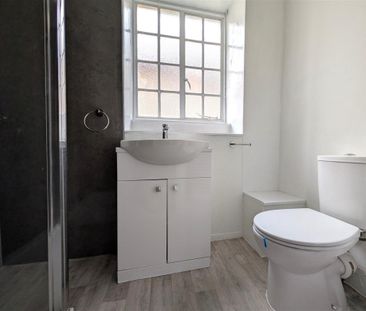 Duke Street, Dartmouth - Photo 1