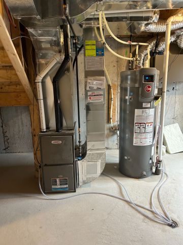 For Lease - 430 Okanagan Path, Oshawa, Ontario - Photo 4