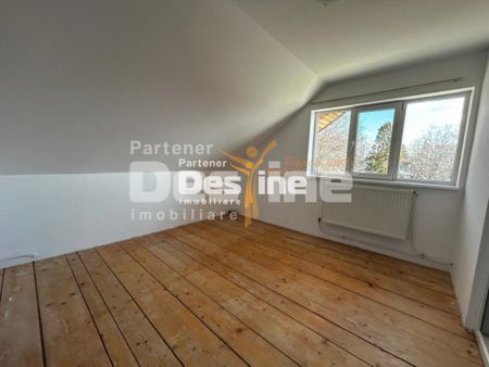 Casă de închiriat Copou 5CD 100MP parter+mansarda+curte - Photo 5