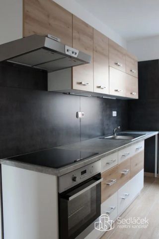 Pronájem bytu 2+1, Sokolov - Fotografie 2