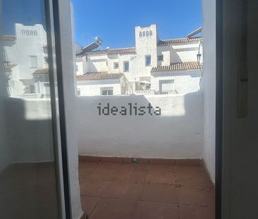 Alquiler de chalet adosado en Calle Juan Rulfo s/n - Photo 2