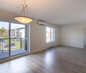 Logement 4 1/2 + bureau - Avril 2026 - Photo 3