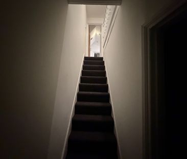 5 Bed Terraced House, Elmhurst Road, E7 - Photo 3
