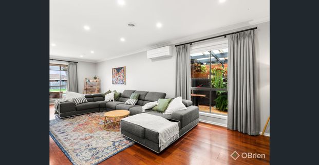 FAMILY LIVING IMN PRIME LOCATION - Photo 1