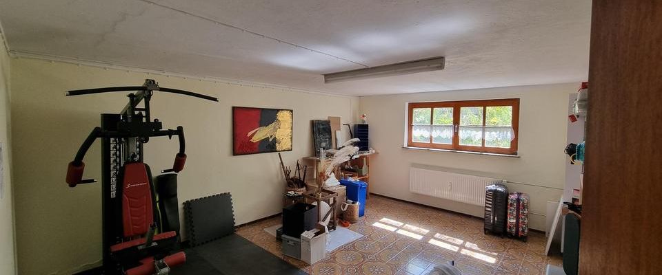 Exklusives Wohnen: Moderne 4-Zimmer-Wohnung mit XXL-Terrasse und Garten - Photo 1