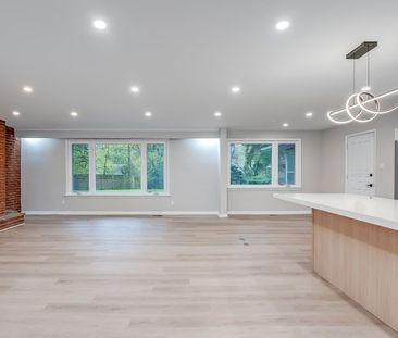 For Lease - 272 Pinehurst Drive, Oakville, Ontario - Photo 3