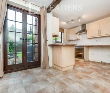 2 bedroom house to rent Haycroft Close, Bishops Cleeve, Cheltenham,... - Photo 6