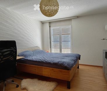 3.5-Zimmer-Wohnung möbliert, Südlage mit Alpenblick – hell, 12 Min.... - Photo 4