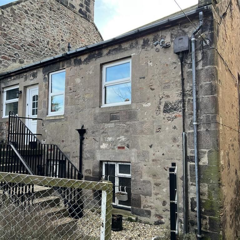 2 bedroom maisonette to rent - Photo 1