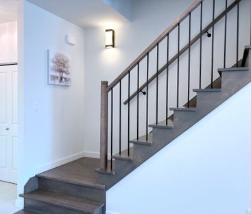 Av. des Frênes, H9R 0E7, Pointe-Claire - Photo 2