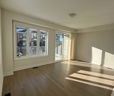 For Lease - 2900 Whites Road, Pickering, Ontario - Photo 3