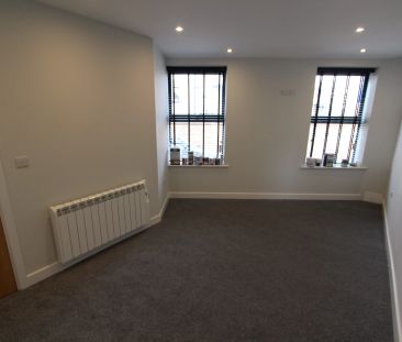 Broomspring Lane, Sheffield, S10 - Photo 1