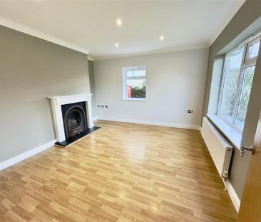 2 bedroom detached bungalow to rent - Photo 3