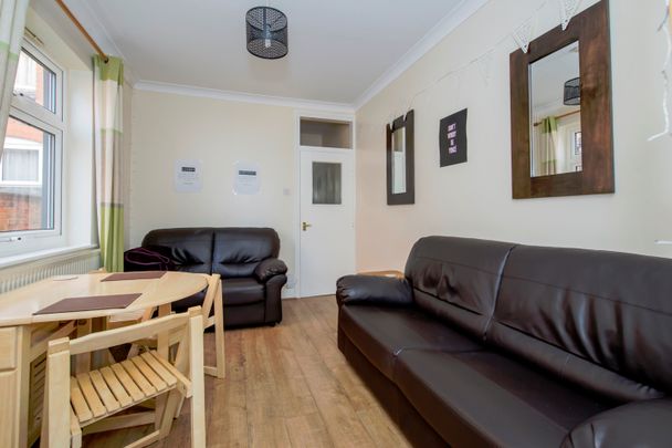 5 Bed Terraced House, Lorne Road, LE2 - Photo 1