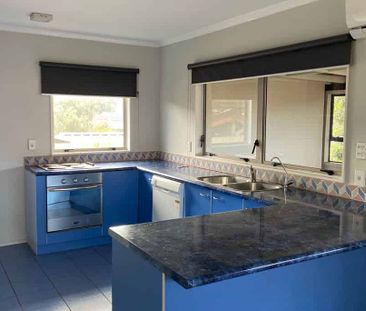 Freestanding 2 Bedroom - Photo 3