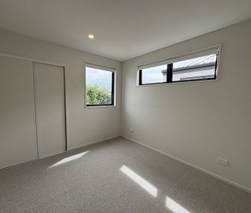 Brand new 2 bedroom, 2 bathroom Townhouse! - Photo 5